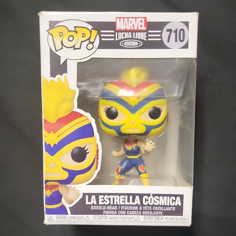 Marvel Lucha Libre La Estrella Cósmica Figure - Yellow and Blue